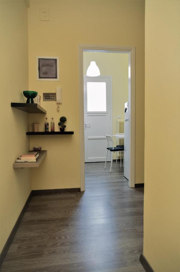 Cozy Renovated Flat In Koukaki Apartment Athens Luaran gambar