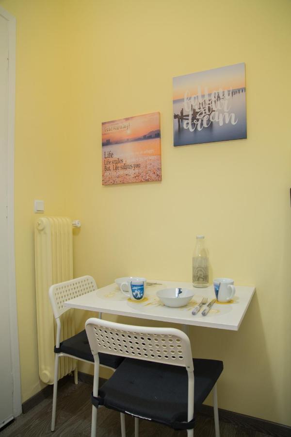 Cozy Renovated Flat In Koukaki Apartment Athens Luaran gambar